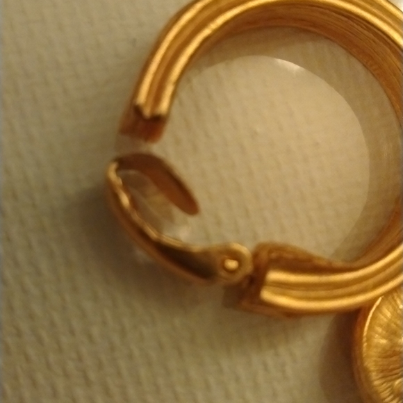 Woman's LCI earrings antique - Picture 5 of 5